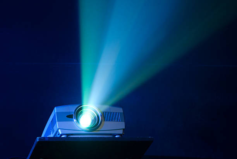 Why Projector Rental is a Better Idea Than Buying One in 2022?